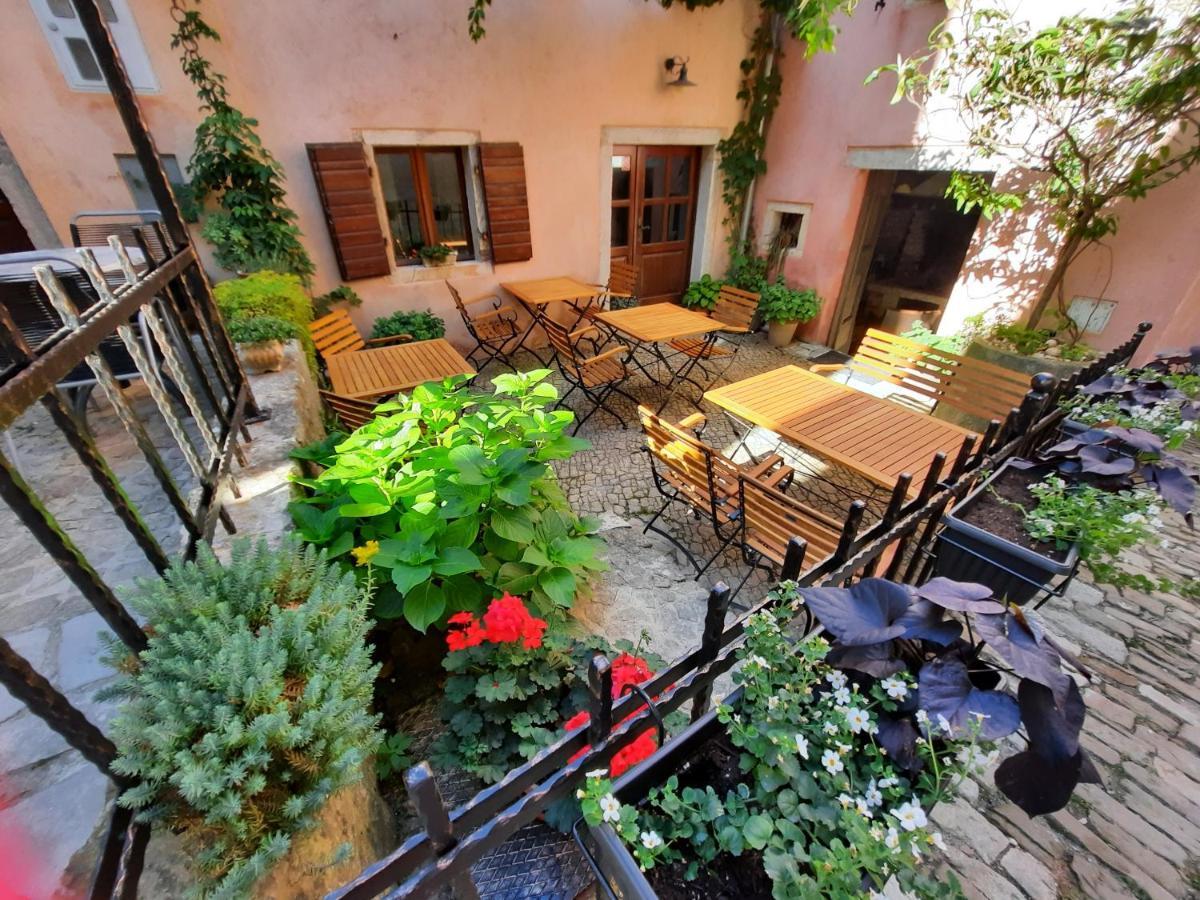 Bed & Breakfast Antico Motovun Exteriör bild