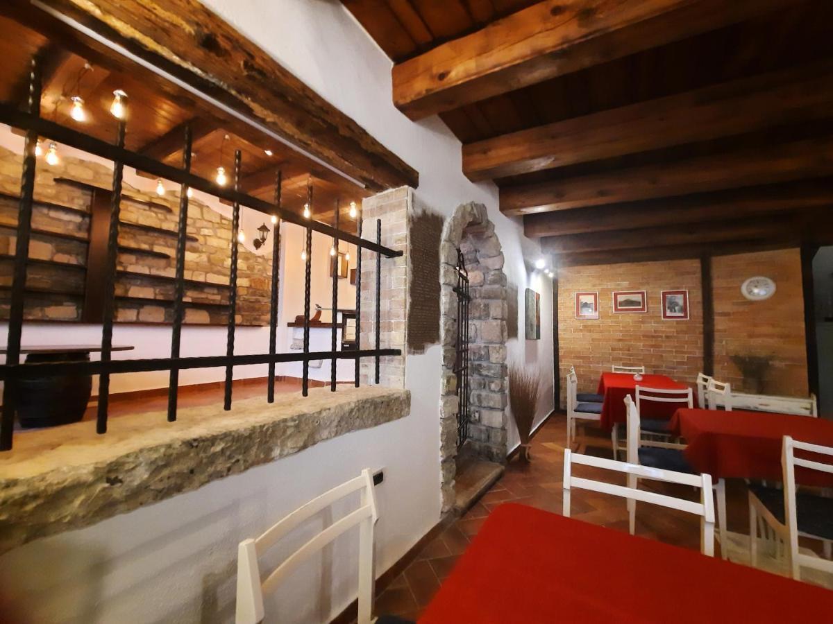 Bed & Breakfast Antico Motovun Exteriör bild